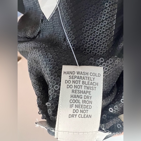 NWT Super Elegant Cache Black Sequin Cardigan-Never Used, Medium, Excellent Cond - Picture 6 of 10